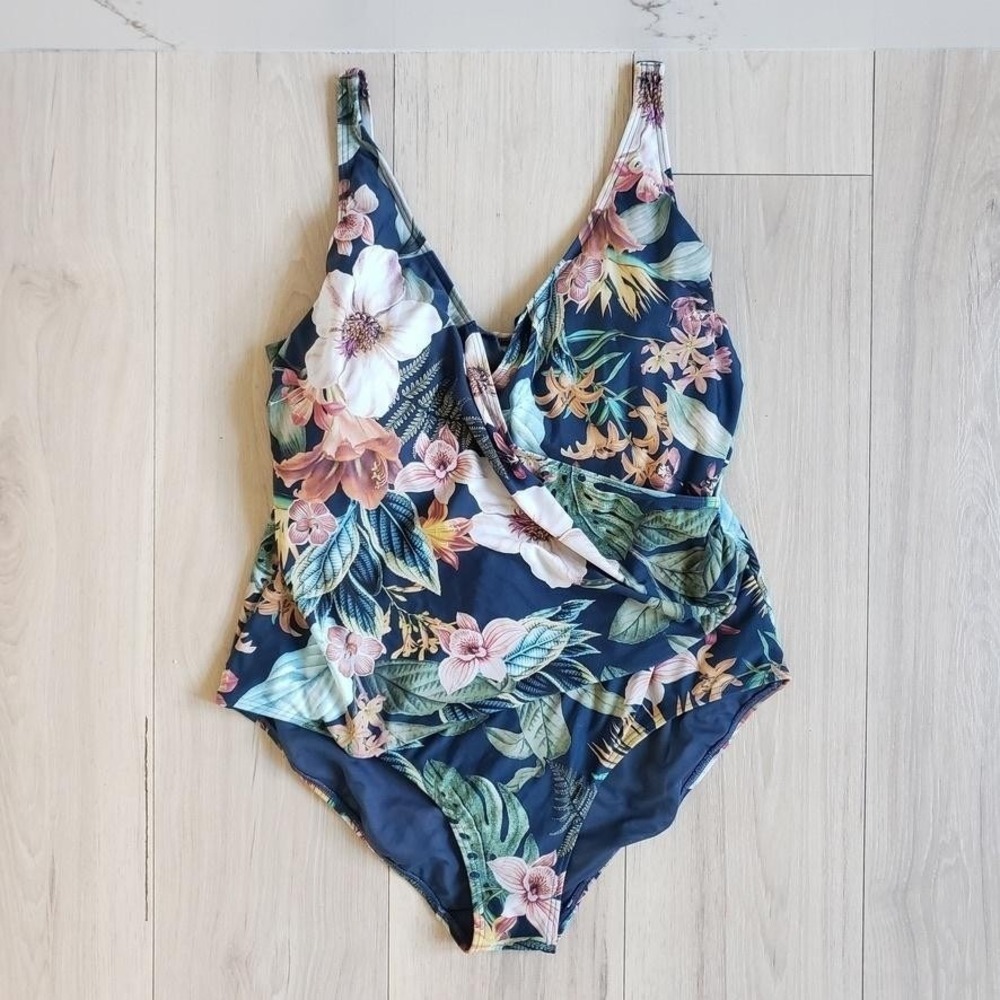 Artesands Swimsuit Womens 14+ Multicolor Tropical Floral D/DD Cup One Piece